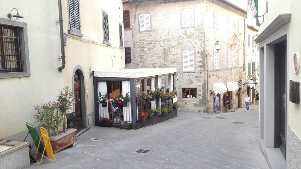 Appartamento Casa Lilio Radda In Chianti Esterno foto