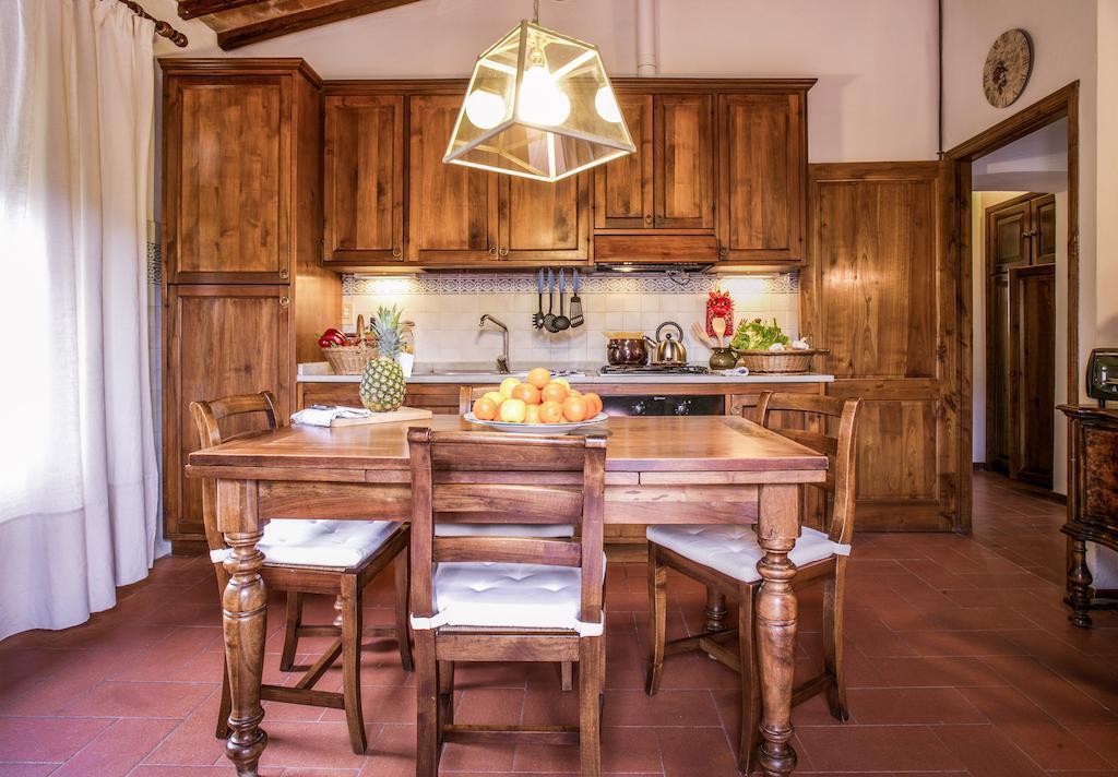 Appartamento Casa Lilio Radda In Chianti Esterno foto