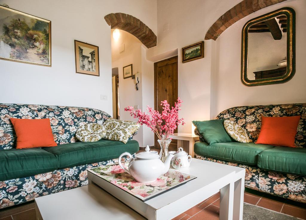 Appartamento Casa Lilio Radda In Chianti Esterno foto